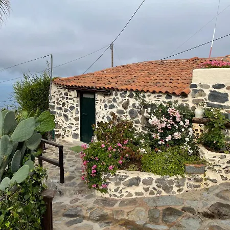 Semesterbostad Casa Amarilla *